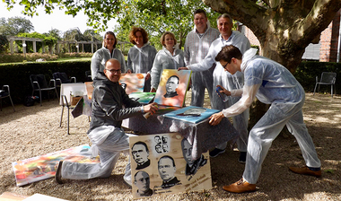 Mika Springwald mit einer Gruppe