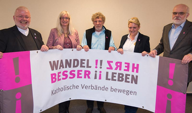 Gruppenfoto beim Pressegespräch