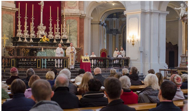 In der Dresdener Hofkirche predigten Bischof Timmerevers und Dompfarrer Norbert Büchner über die beiden Seligen, Kardinal Graf von Galen und Kaplan Alois Andritzki