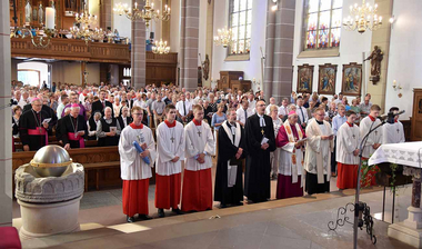 Auszug aus dem Gottesdienst