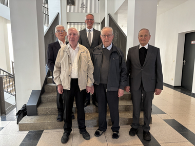 Foto mit den Jubilaren und Generalvikar Dr. Klaus Winterkamp