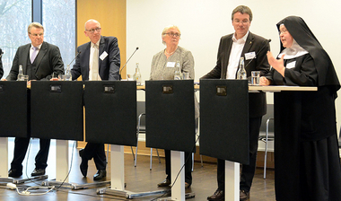 Diskussion auf dem Podium