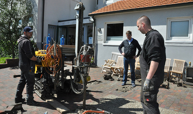 © Offizialat/Heuer Bodenuntersuchung