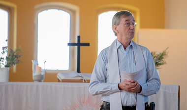 Pfarrer Clemens Fabry leitete den Gottesdienst zur Einführung von Jens König-Upmeyer