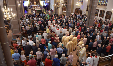 Einzug zum Gottesdienst