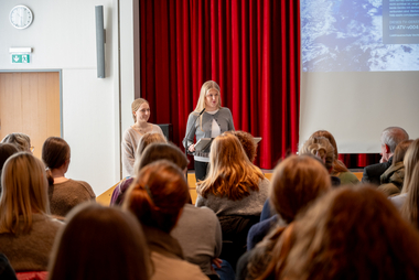 Foto von Hannah Hoge und Finja Milz