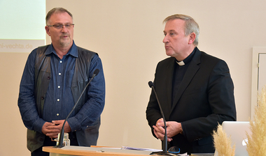 Wlenberg und Theising beim Schlusswort
